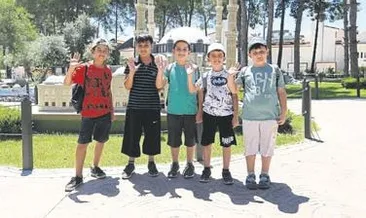 Kepez ilçesini gezerek tanıyorlar