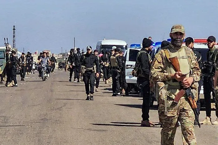 Suriye’de silahlı gruplar arasında çatışma patlak verdi: 30 ölü 100 yaralı