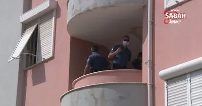 Antalya’da evdeki eşyaları camdan atan adama polis operasyonu | Video