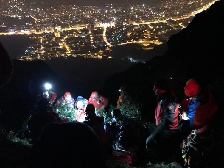 Mahsur kaldığı dağdan 8 buçuk saate kurtarılan İranlı yaşadıklarını anlattı