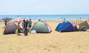 Plajlarlar çadır kente dönüştü