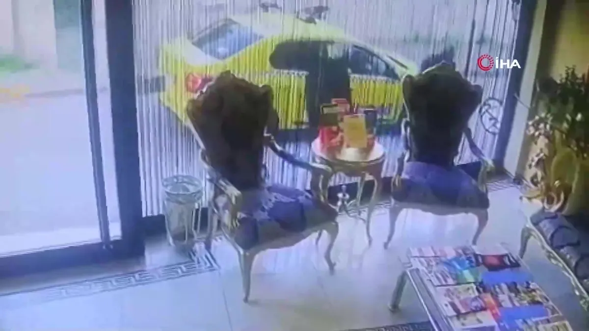 Böcek ailesinin ölümü davasında savunma yapan otel sahibi: “Ailenin ölümünün ilaçlamaya bağlı olduğuna inanmıyorum” videosunu izle Böcek ailesinin ölümü davasında savunma yapan otel sahibi: “Ailenin ölümünün ilaçlamaya bağlı olduğuna inanmıyorum” videosunu izle