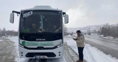 Amasya’da jandarma yolcu gibi otobüse bindi, denetim yaptı #amasya