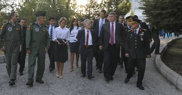 Ukrayna İçişleri Bakanı Avakov Ankara’da
