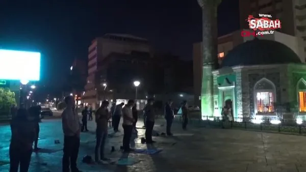 İzmir Konak Meydanı'nında Ayasofya için şükür namazı kılındı | Video