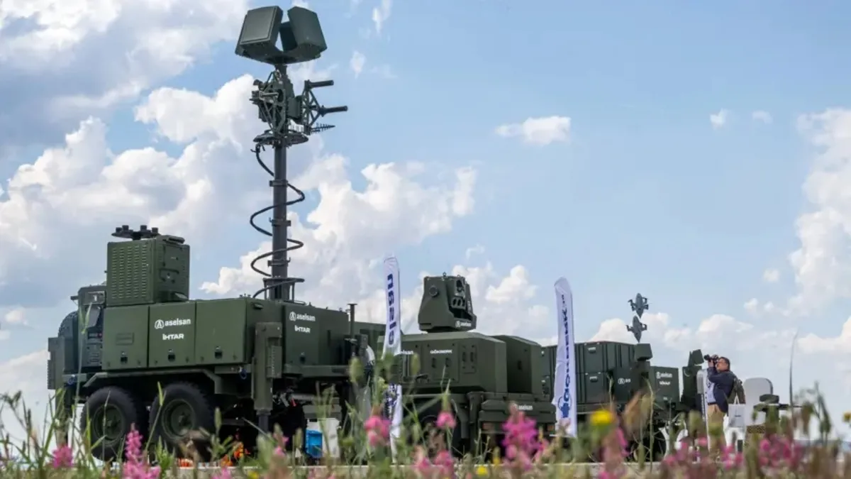 İHA tehditlerine karşı yeni nesil savunma! “DRONEDEF” sahaya çıktı, hedefi saniyeler içinde yok etti İHA tehditlerine karşı yeni nesil savunma! “DRONEDEF” sahaya çıktı, hedefi saniyeler içinde yok etti