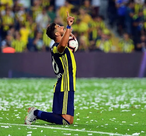 Fenerbahçe’de Giuliano’nun ardından 2 ayrılık daha var!