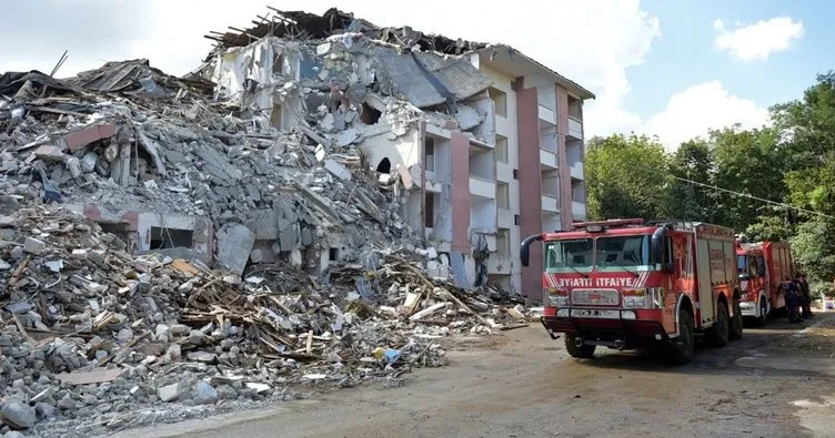 Depremin yıldönümünde İstanbul depremine karşı tatbikat gerçekleştirildi
