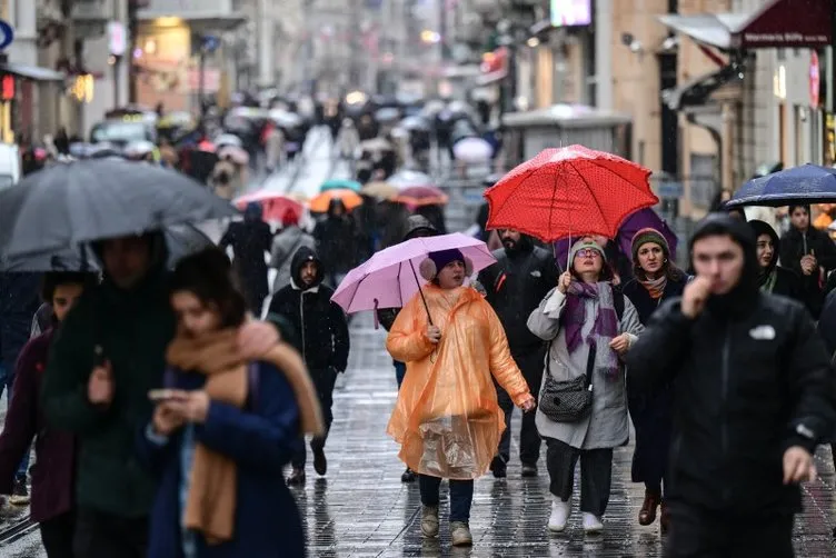 Meteoroloji’den peş peşe uyarı geldi: İstanbul dahil 21 için alarm verildi: Fırtına, sağanak ve çığ!