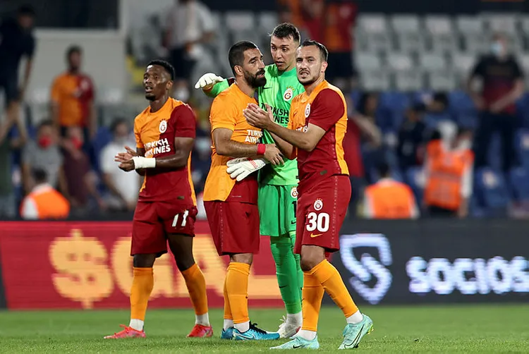 son-dakika-fatih-terimden-canli-yayinda-transfer-mujdesi-1627505763300.jpg