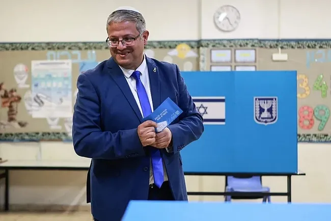 netanyahuyu-kaybetme-korkusu-mu-sardi-partisi-oy-verme-suresinin-uzatilmasi-icin-basvurdu-1793120587504.jpeg Netanyahu’yu kaybetme korkusu mu sardı: Partisi oy verme süresinin uzatılması için başvurdu!