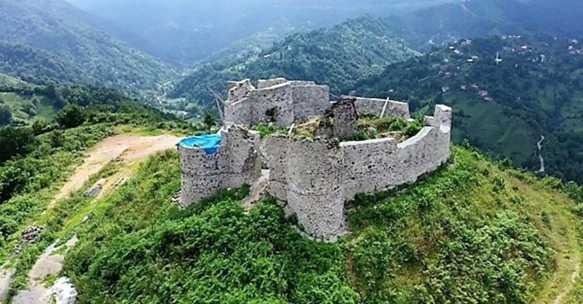 2 bin yillik tarihi kale turizme