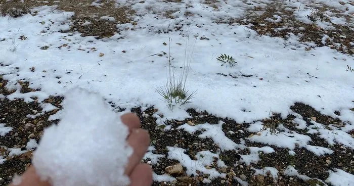 Niğde’de kar yağdı