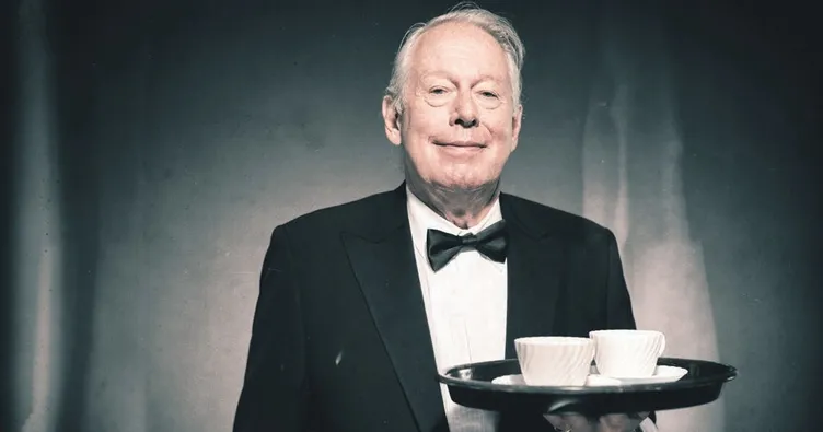 Restoranlarda 50 yaş üstü garson devri