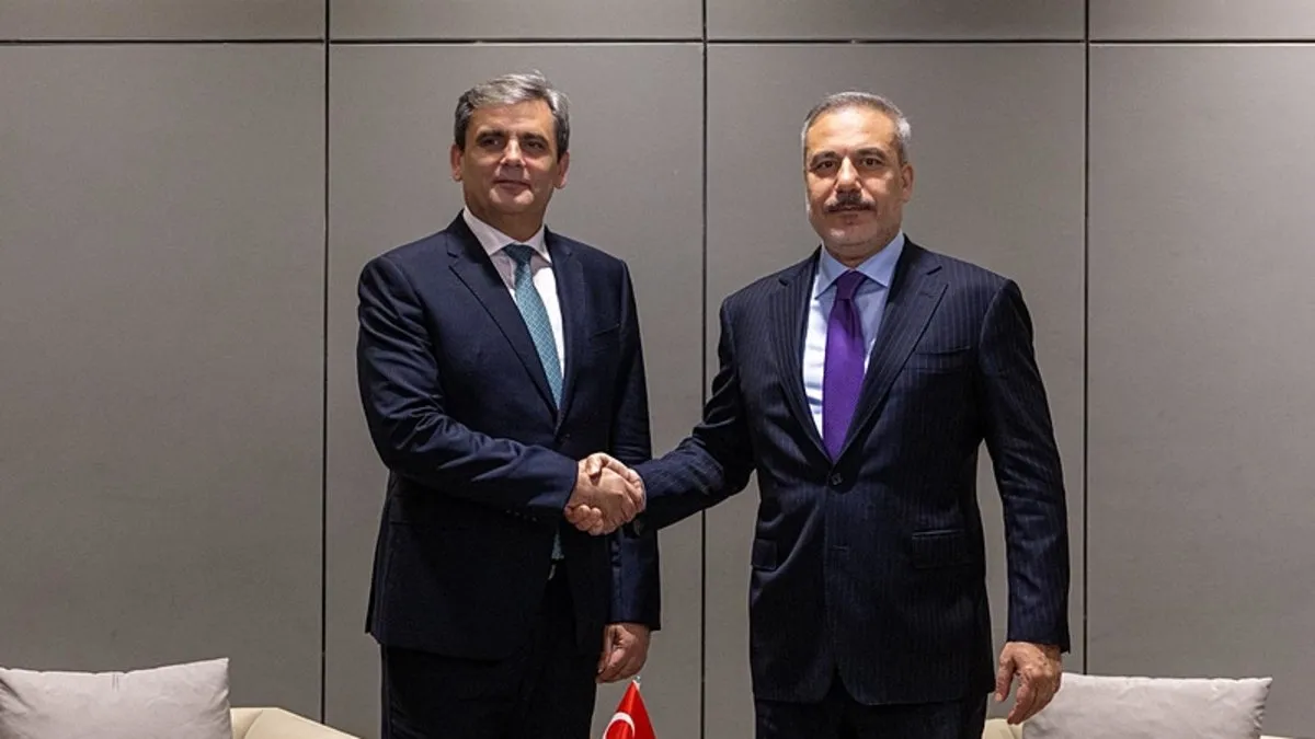 Bakan Fidan, Karadağ Başbakan Yardımcısı ve Dışişleri Bakanı ile İstanbul’da görüştü! Bakan Fidan, Karadağ Başbakan Yardımcısı ve Dışişleri Bakanı ile İstanbul’da görüştü!