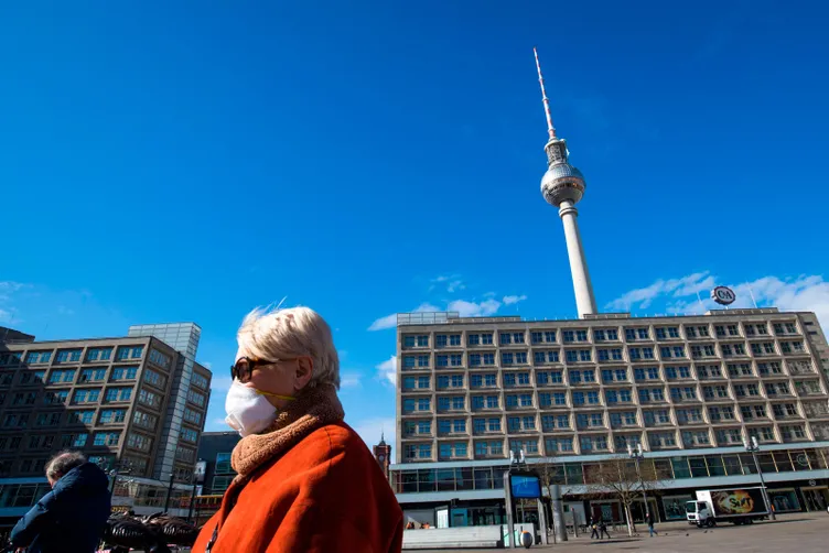 SON DAKİKA HABERİ | Corona virüs dünyada yayılmaya devam ediyor! İşte ülke ülke corona virüs rakamları!