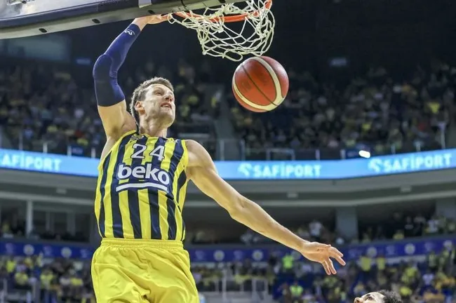 eski-fenerbahceli-jan-veselyden-emeklilik-karari-1778590655342.jpeg