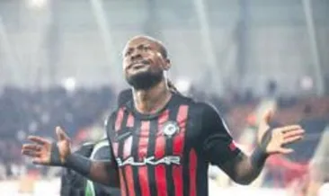 Liderin fiyakasını Çorum FK bozdu!