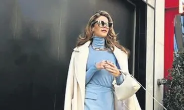 Kaldırımları podyuma çevirdi