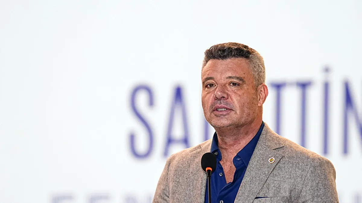 Fenerbahçe’den Galatasaray’a yanıt: “Sıra bu maçta mı?” Fenerbahçe’den Galatasaray’a yanıt: “Sıra bu maçta mı?”