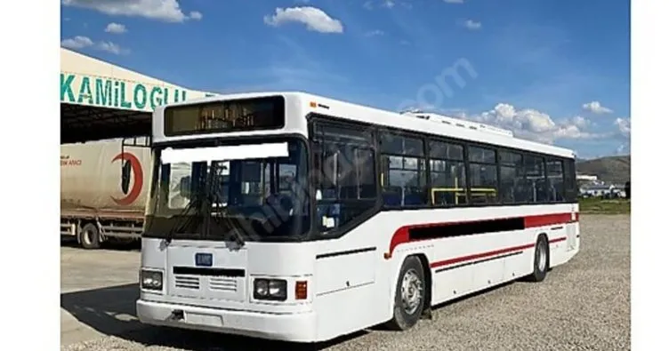 İzmir Büyükşehir’in hibe ettiği otobüs sahibinden satılık!