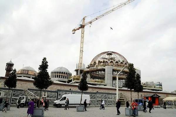 Taksim Camii'nde sona gelindi!