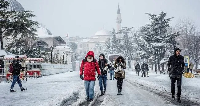 AKOM’dan İstanbullulara kar yağışı uyarısı!