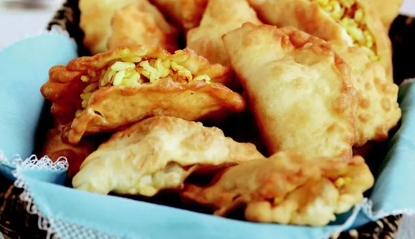 Safranlı Pirinçli Börek