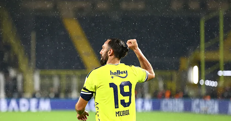 Vedat Muriqi kendini aştı!