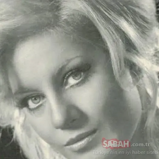 Kim der ki bu önlüklü minik kız ilerde Türkiye’nin en güzel kadını olacak! Bu ismi tanıyabildiniz mi?