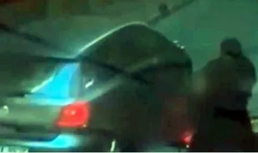 Baygınlık geçirip yola düşen şahsın kafasının üzerinden otomobil geçti #istanbul