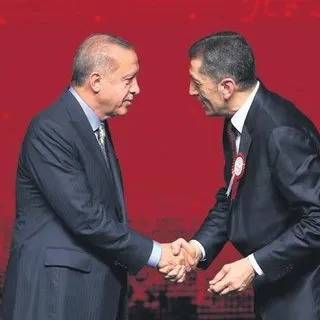 Erdoğan’ın liderliği vurgusu