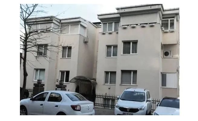 Orhan Gencebay ve Sevim Emre’nin 44 yıllık aşk yuvası satılıyor! Yalıya biçilen değer dudak uçuklattı...