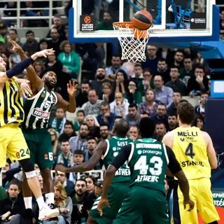 Fenerbahçe Atina'dan zaferle dönüyor