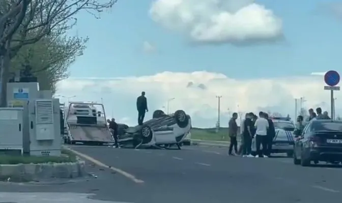 Diyarbakır’da iki otomobil çarpıştı! 4 yaralı
