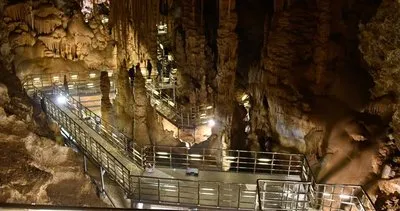 Gümüşhane’nin yeraltı sarayını binlerce kişi ziyaret etti