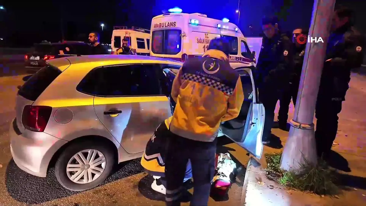 İstanbul'da polisin kimlik kontrolü uygulaması yaptığı araçtan ceset çıktı İstanbul'da polisin kimlik kontrolü uygulaması yaptığı araçtan ceset çıktı