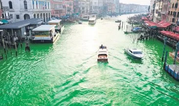 İklim aktivistleri Venedik’i yeşile boyadı