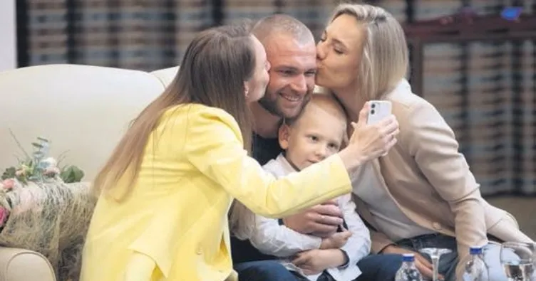 Türkiye’de aileleriyle buluştular