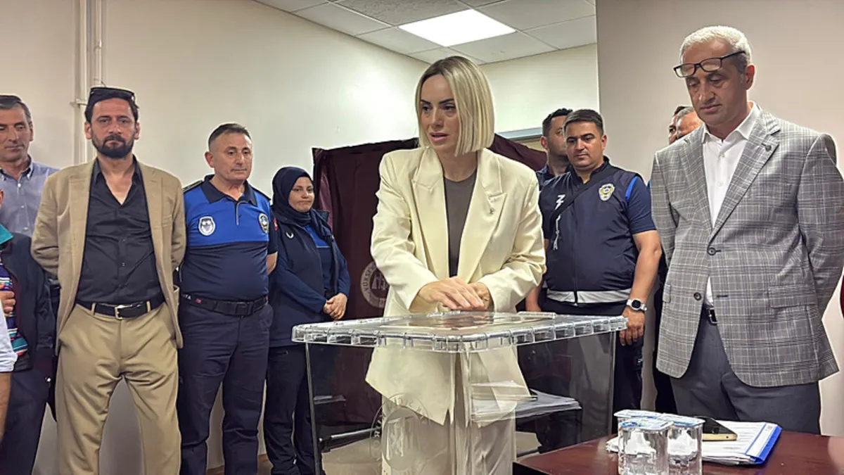 Düzce Akçakoca’da Belediye başkan vekilliği seçimi tamamlandı: AK Parti’li Meclis Üyesi Alev Ünal seçildi! Düzce Akçakoca’da Belediye başkan vekilliği seçimi tamamlandı: AK Parti’li Meclis Üyesi Alev Ünal seçildi!