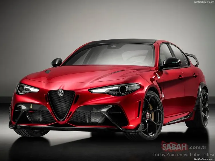 Alfa Romeo Giulia GTA resmen açıklandı! İşte aracın özellikleri...