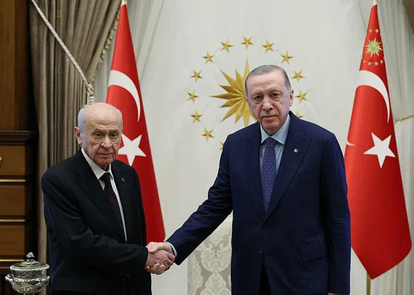 Cumhur İttifakı'nda Yerel Seçim mesaisi sürüyor! MHP 55 adayı daha açıkladı