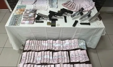 İzmir’de ’galerici’ görünümlü tefeci şebekesine operasyon: Çok sayıda silah ele geçirildi