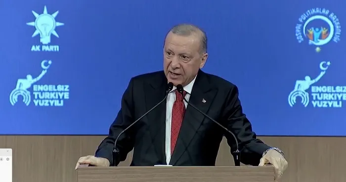 son-dakika-engelsiz-turkiye-yuzyili-dunya-engelliler-gunu-bulusmasi-baskan-erdogandan-onemli-aciklamalar-1764850229040.jpg SON DAKİKA | Başkan Erdoğan açıkladı! İkinci eylem planı hazırlıkları başladı: