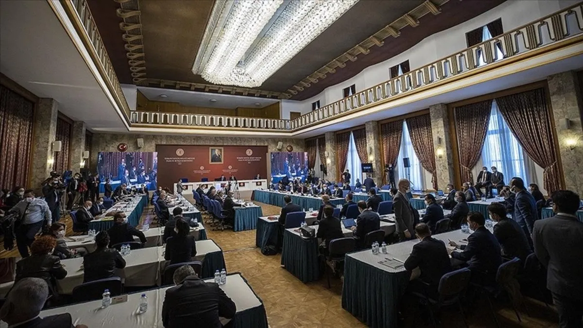 Vergi kanunu ve emekli düzenlemesi komisyonda