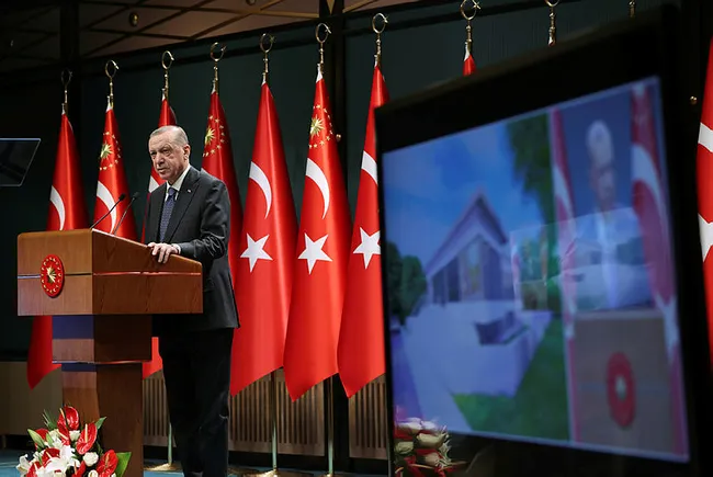 SON DAKİKA HABERİ! Başkan Erdoğan Kabine Toplantısı kararlarını açıkladı: Esnafa yeni kredi paketi ve üniversite öğrencilerine ulaşım desteği