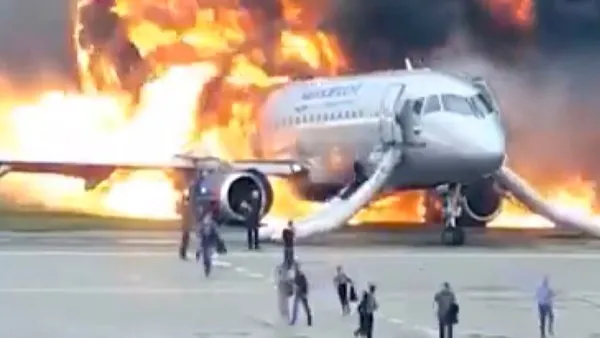 Son dakika: Onlarca kişinin öldüğü uçak kazasının kan donduran görüntüleri ortaya çıktı | Video