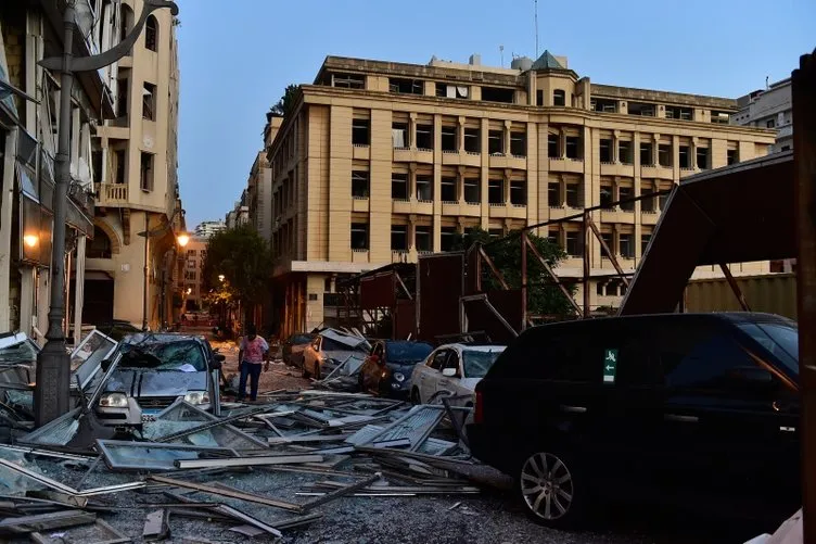 Beyrut Valisi açıkladı: İşte Lübnan’daki korkunç patlamanın ekonomik zararı...