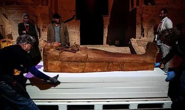 Ramses’in tabutu sergi için Paris’te