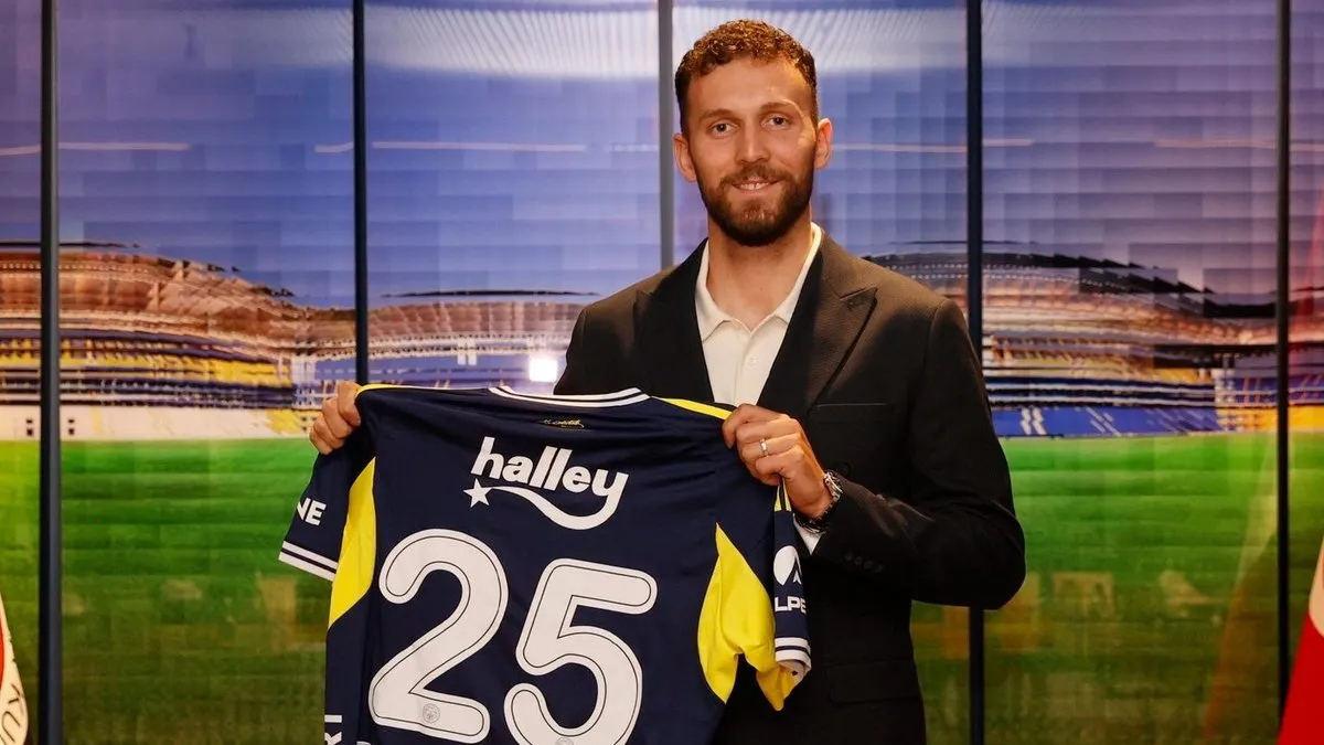 Fenerbahçe, Tarık Ç... </div>
<div class=